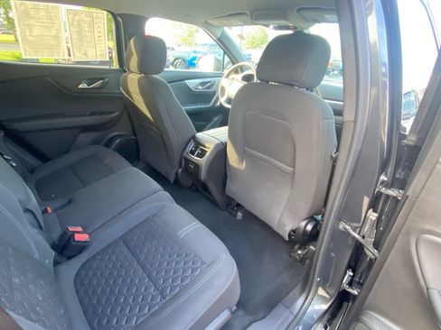 Used 2019 Chevrolet Blazer LT FWD image 41