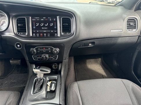 Used 2018 Dodge Charger R/T RWD image 26