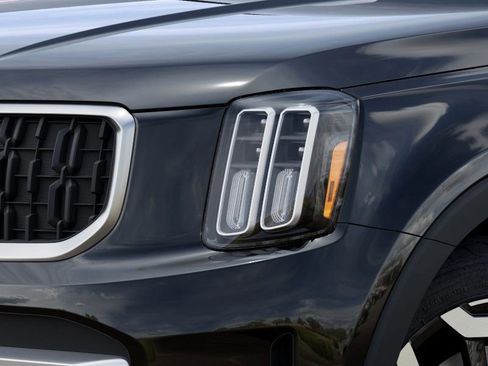 Certified 2024 Kia Telluride EX w/ EX Captain's Chair Package AWD/4WD image 10