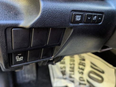 Used 2016 Lexus IS 200t w/ F Sport Package image 39