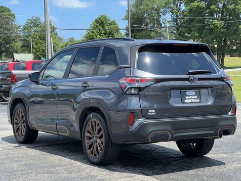 Used 2025 Subaru Forester Sport AWD/4WD image 9