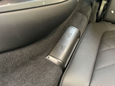 Used 2024 BMW X7 xDrive40i w/ M Sport Package image 48