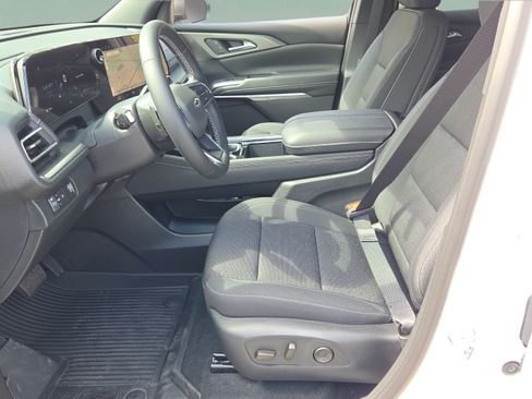 New 2026 Chevrolet Traverse LT w/ Midnight/Sport Edition FWD image 9