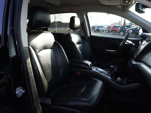 Used 2019 Dodge Journey GT w/ Blacktop Package image 29