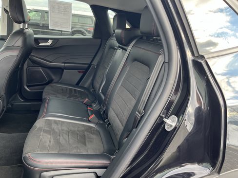 Used 2021 Ford Escape SEL w/ SEL Stealth AWD Package image 15