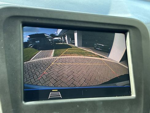 Used 2020 Chevrolet Equinox LT image 23