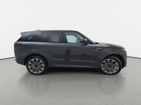 New 2026 Land Rover Range Rover Sport Dynamic SE image 4