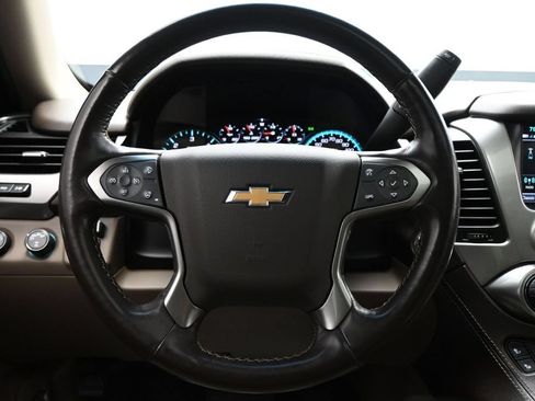 Used 2019 Chevrolet Tahoe Premier AWD/4WD image 16
