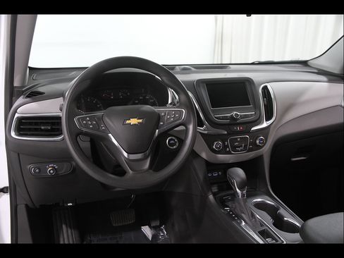 Certified 2024 Chevrolet Equinox LS AWD/4WD image 6
