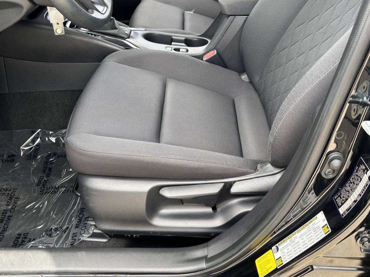Used 2024 Toyota Corolla LE FWD image 18