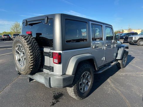 Used 2015 Jeep Wrangler Unlimited Sport w/ Quick Order Package 24S AWD/4WD image 9