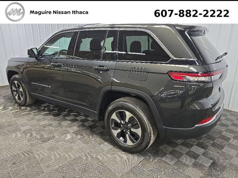 Used 2023 Jeep Grand Cherokee 4WD 4xe image 10
