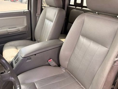 Used 2005 Dodge Dakota Laramie w/ Sport Appearance Group AWD/4WD image 9