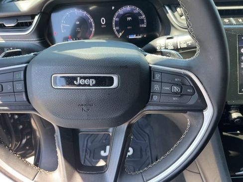 Used 2023 Jeep Grand Cherokee L Laredo AWD/4WD image 19