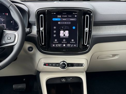 New 2026 Volvo XC40 B5 Plus w/ Protection Package Premier image 12
