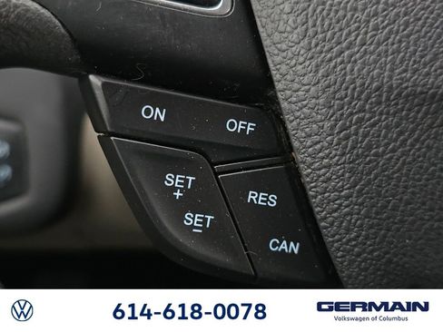 Used 2017 Ford Escape SE image 37