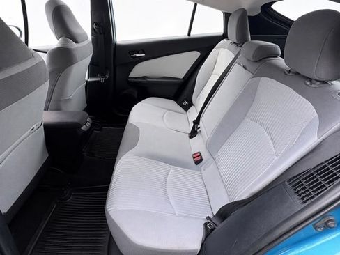 Used 2021 Toyota Prius Prime LE FWD image 16