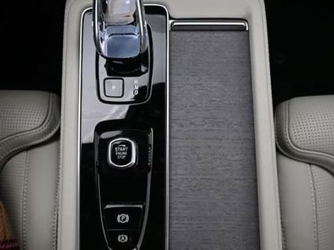 New 2026 Volvo XC90 B6 Ultra w/ Protection Package image 10