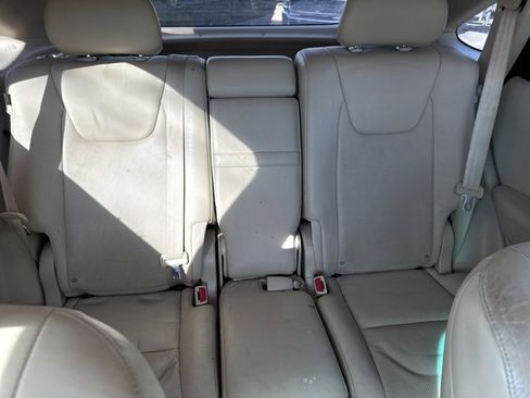 Used 2011 Lexus RX 350 2WD image 25