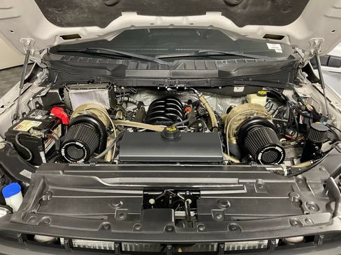 Used 2021 Ford F150 Lariat w/ Equipment Group 502A High AWD/4WD image 9
