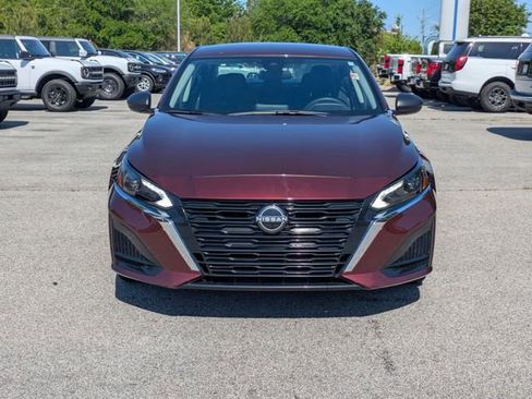 Used 2025 Nissan Altima 2.5 SV image 8