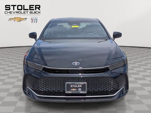 Used 2023 Toyota Crown Limited w/ Advanced Technology Package image 8