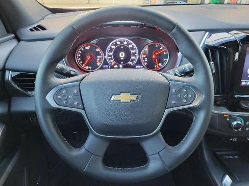 Used 2023 Chevrolet Traverse High Country image 17