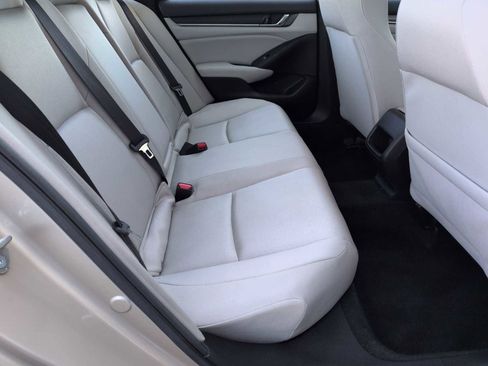 Certified 2019 Honda Accord LX image 19