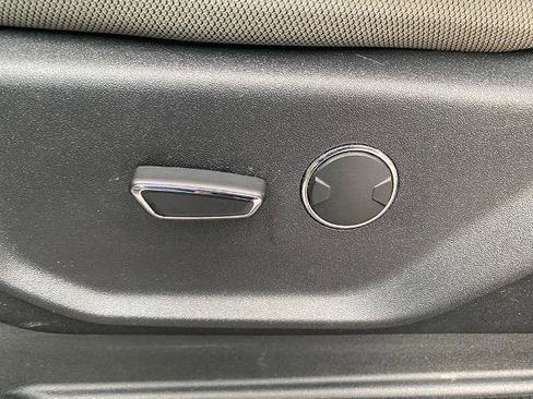 Certified 2019 Ford F250 XLT w/ XLT Premium Package image 15