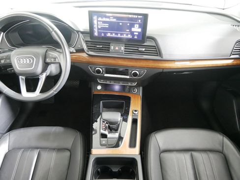 Used 2022 Audi Q5 2.0T Premium Plus image 10
