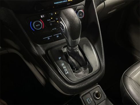 Used 2020 Ford Transit Connect XL image 24