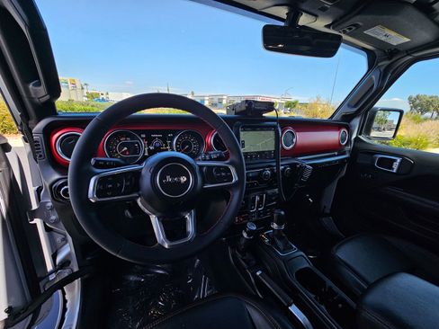 Used 2023 Jeep Wrangler Rubicon AWD/4WD image 20