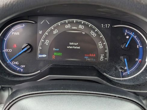 Used 2025 Toyota RAV4 XLE image 21