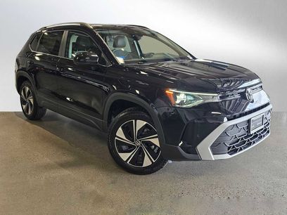 New 2025 Volkswagen Taos SE
