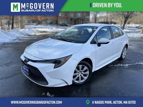 Used 2021 Toyota Corolla LE w/ Carpet Mat Package (TMS) image 1