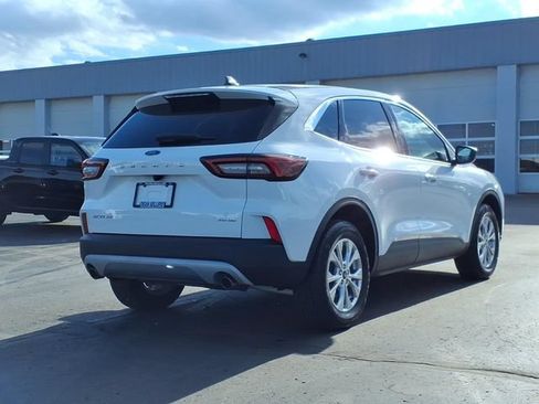Certified 2023 Ford Escape Active AWD/4WD image 4