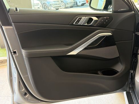 Used 2025 BMW X6 xDrive40i w/ Climate Comfort Package AWD/4WD image 14