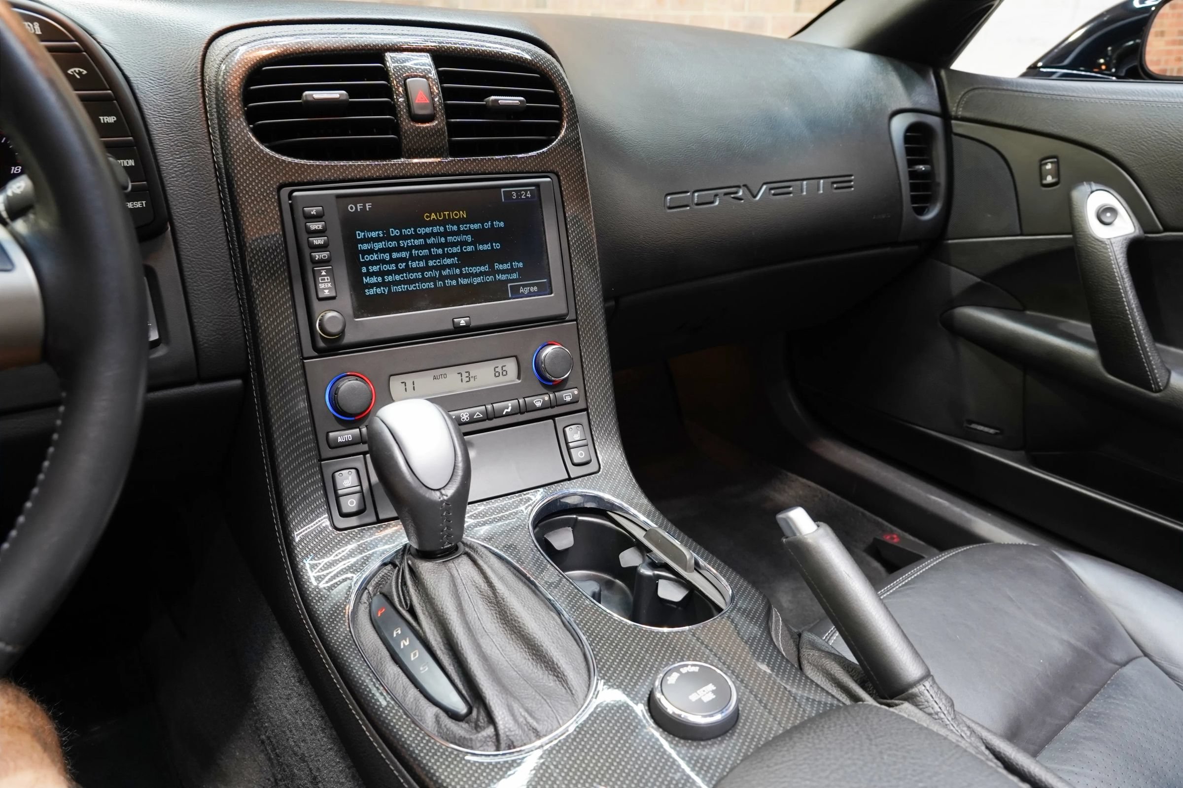Used 2010 Chevrolet Corvette Coupe w/ Preferred Equipment Group RWD image 53