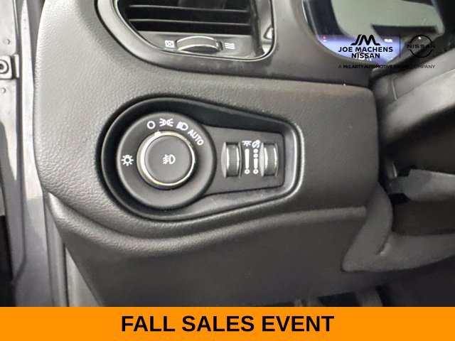 Used 2023 Jeep Renegade Altitude w/ Convenience Group I AWD/4WD image 41