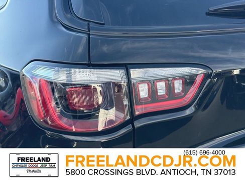 New 2026 Jeep Compass Latitude image 11