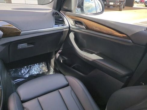 Used 2018 BMW X3 xDrive30i w/ Premium Package AWD/4WD image 17