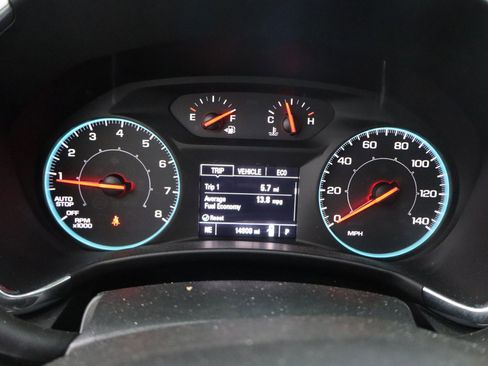 Used 2020 Chevrolet Equinox LS FWD image 18