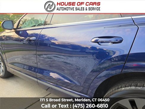 Used 2020 Audi Q8 Premium Plus AWD/4WD image 17