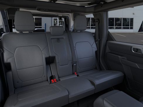 New 2025 Ford Bronco Badlands AWD/4WD image 36