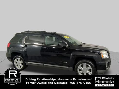 Used 2017 GMC Terrain SLE w/ Convenience Package AWD/4WD image 2