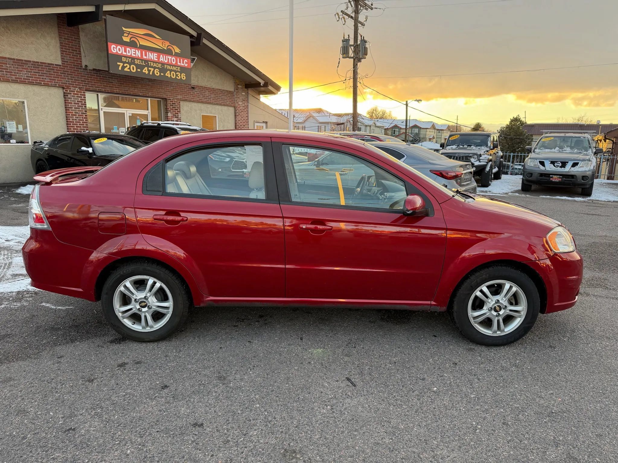 Used 2011 Chevrolet Aveo LT FWD image 9