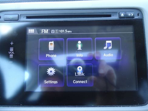 Used 2018 Honda HR-V EX image 17
