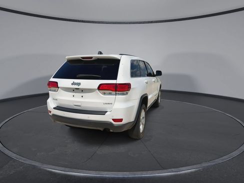 Used 2022 Jeep Grand Cherokee Laredo X AWD/4WD image 8