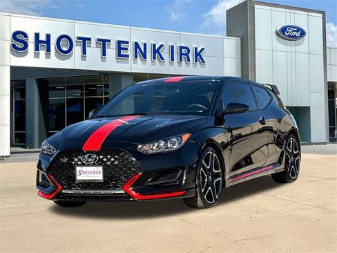 Used 2020 Hyundai Veloster N w/ Performance Package image 3