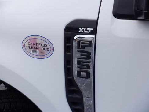 Used 2025 Ford F350 XLT AWD/4WD image 22